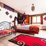 Отель Reves Gourmands, Hotellerie & Gastronomie 3*