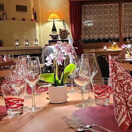 Reves Gourmands, Hotellerie & Gastronomie Hotel 3*