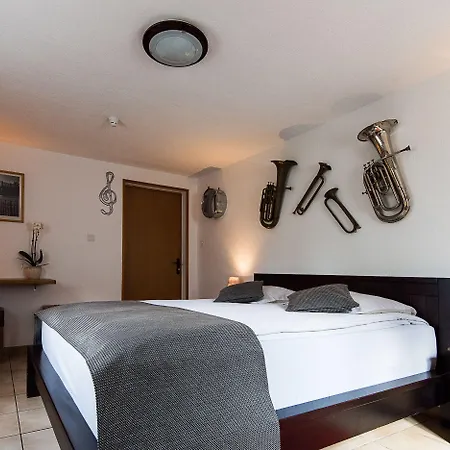 Reves Gourmands, Hotellerie & Gastronomie