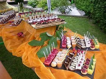 Reves Gourmands, Hotellerie & Gastronomie מלון 3*