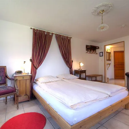 Reves Gourmands, Hotellerie & Gastronomie מלון 3*