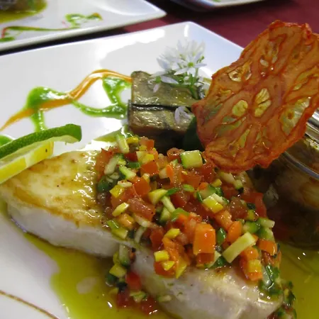 Reves Gourmands, Hotellerie & Gastronomie מלון