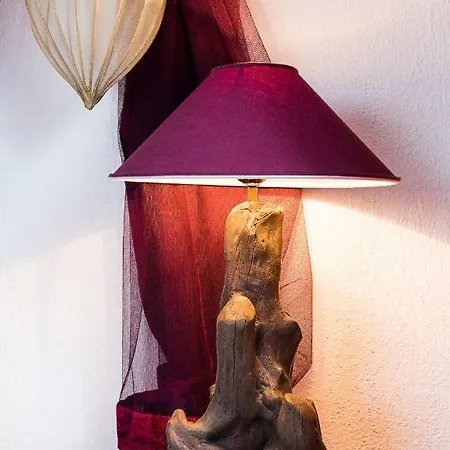 Reves Gourmands, Hotellerie & Gastronomie מלון