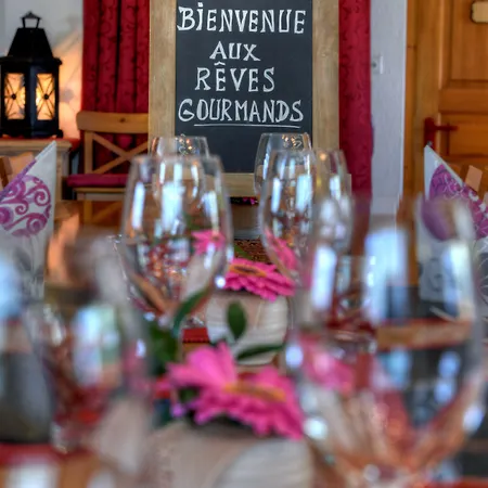 Reves Gourmands, Hotellerie & Gastronomie 호텔 3*