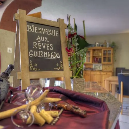 Reves Gourmands, Hotellerie & Gastronomie 호텔 Vernayaz
