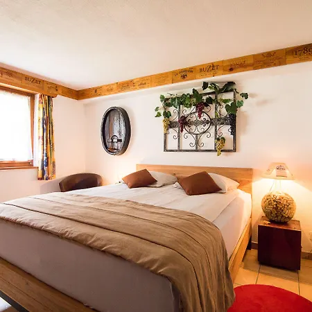 Ξενοδοχείο Reves Gourmands, Hotellerie & Gastronomie